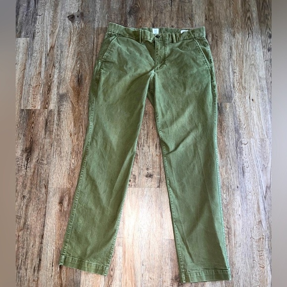 Men’s GAP Olive Green Khakis - Picture 1 of 9